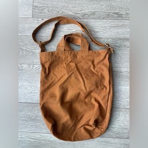 Baggu rust tote. Perfect for travel or computer!